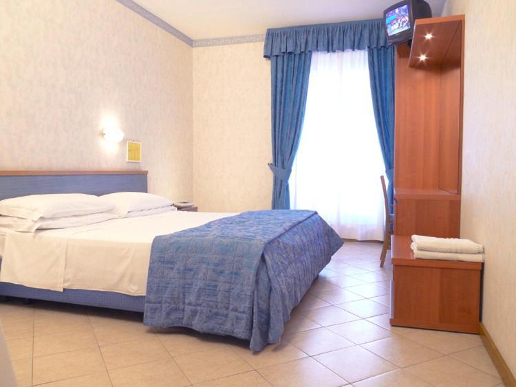 Hotel Sole - Limone Limone sul Garda Exterior photo